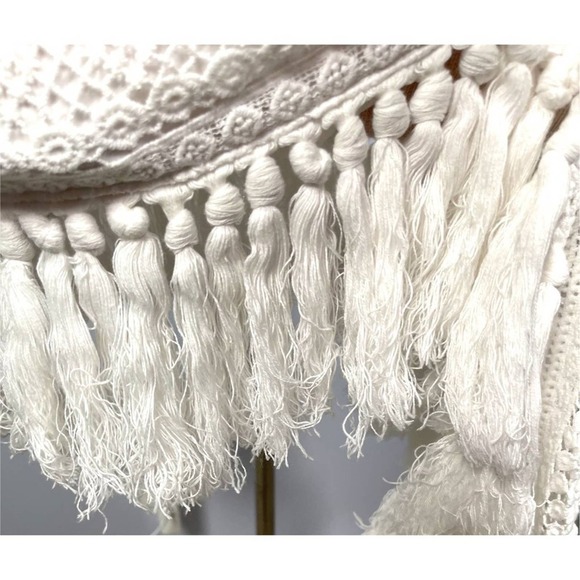 JUST BEE QUEEN White Lace Bali Tassel Fringe Asymmetrical Mini Skirt Sz XS - Picture 8 of 10